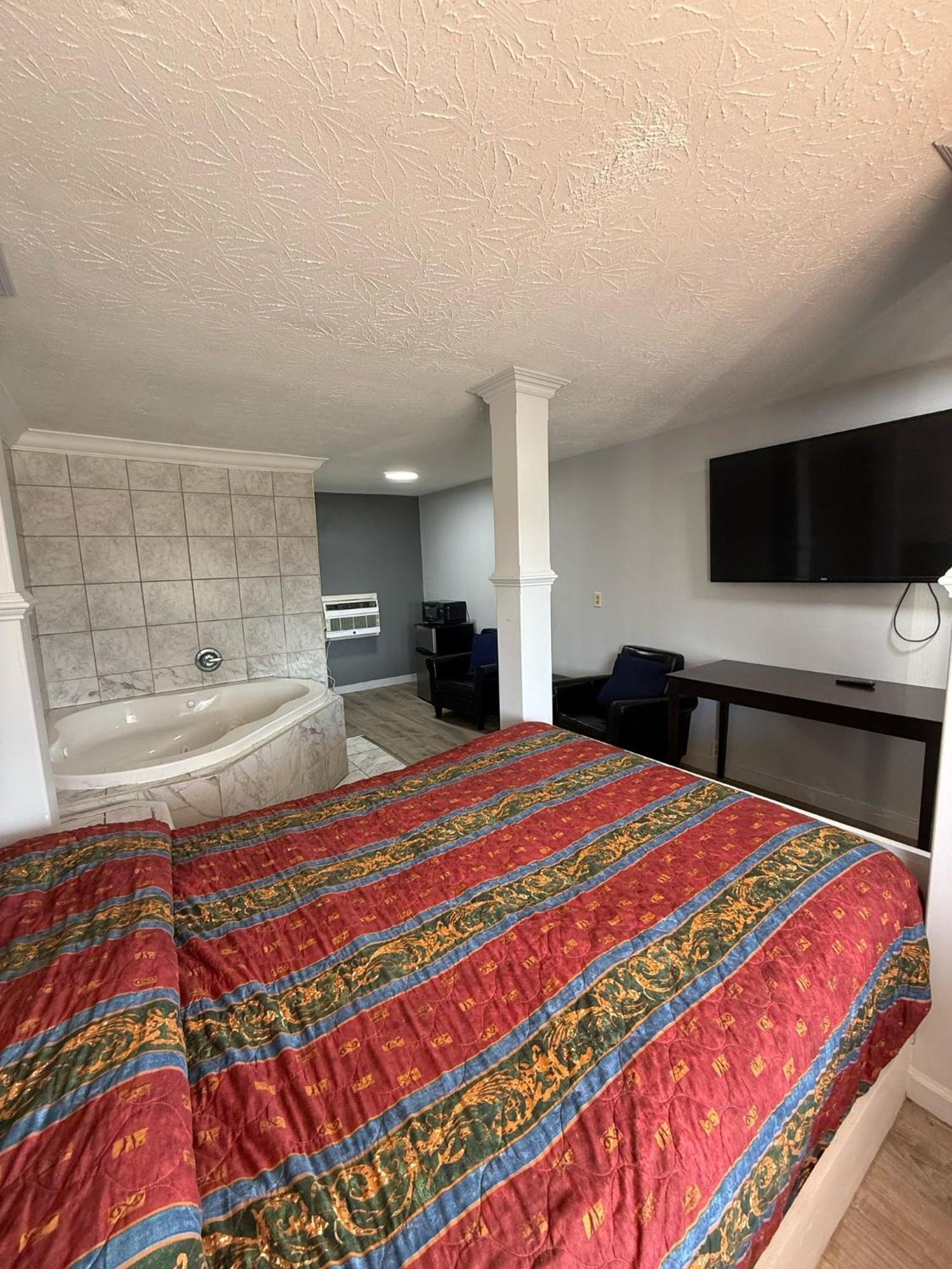 Blisspoint Inn Fka Motel 6T7 Indianapolis Exterior photo
